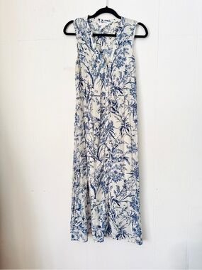 Blue and White Floral Garden Party Maxi Dress